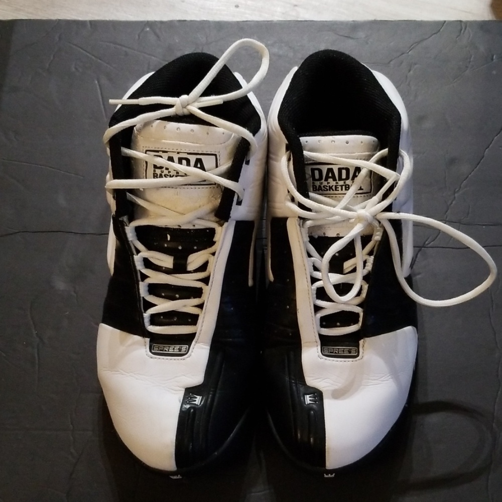 Dada Supreme Sprees Black and White size 13